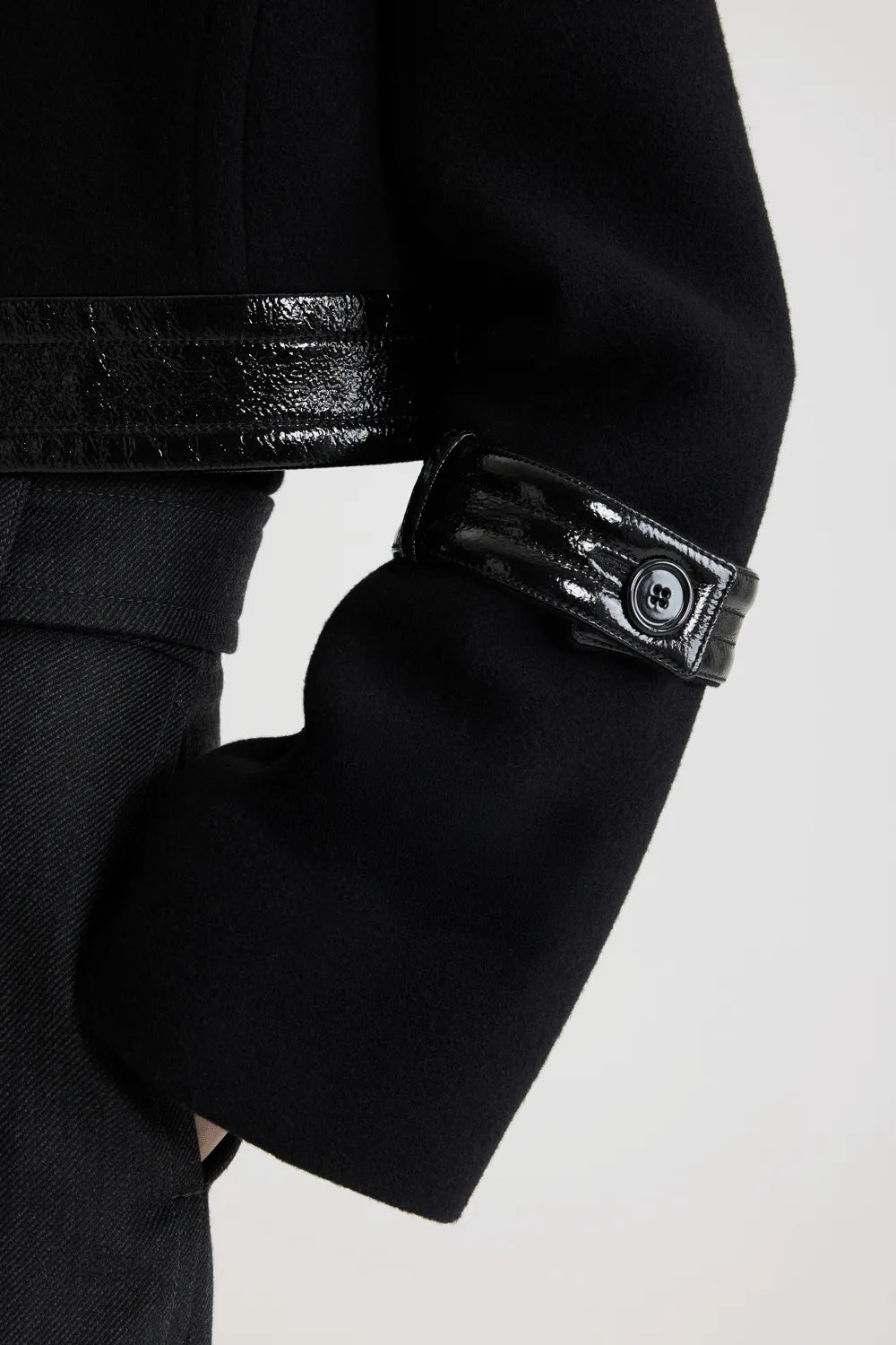 No Label Black