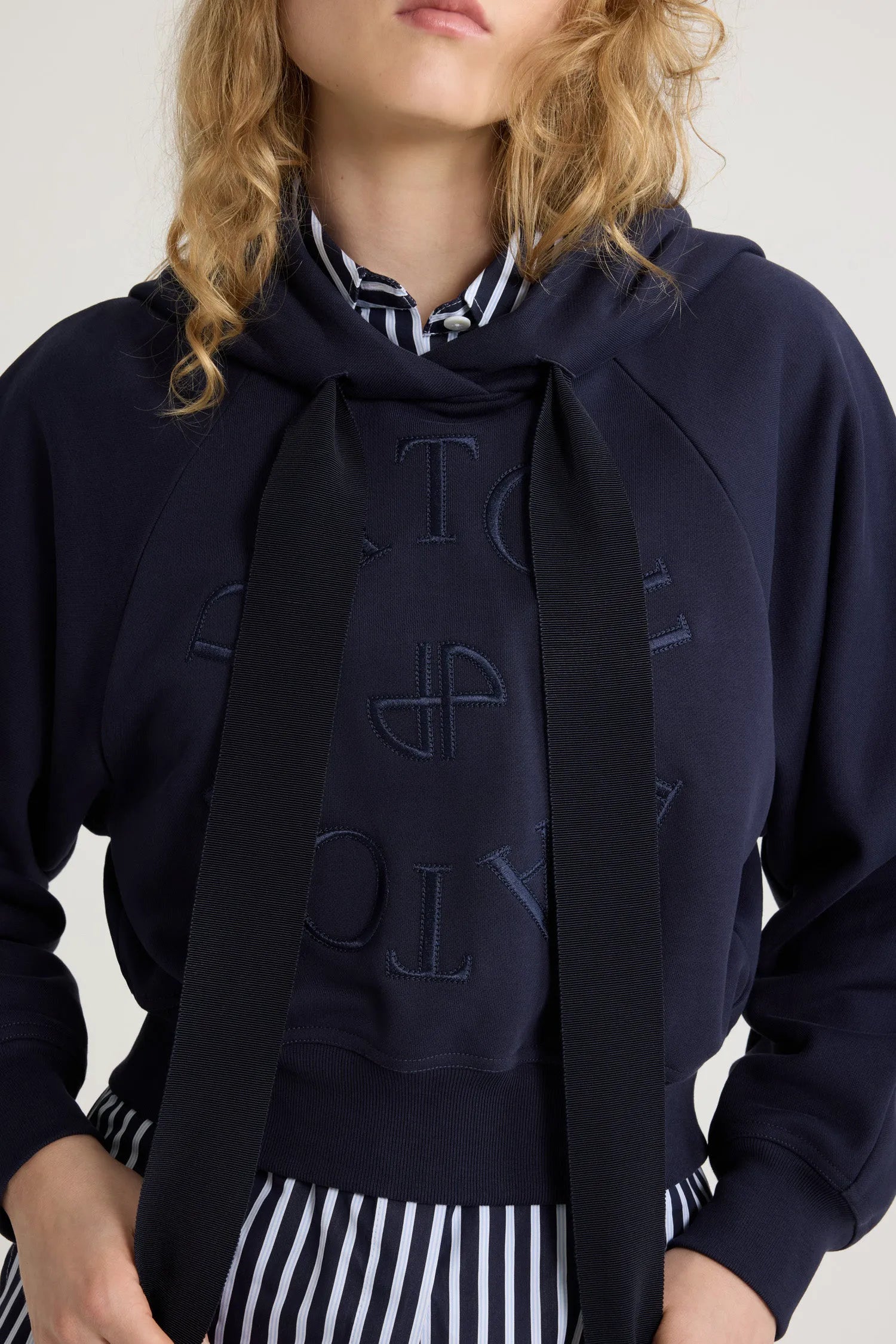 Navy Black